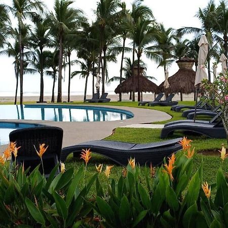 El Descanso Del Guerrero Barra Vieja Екстериор снимка