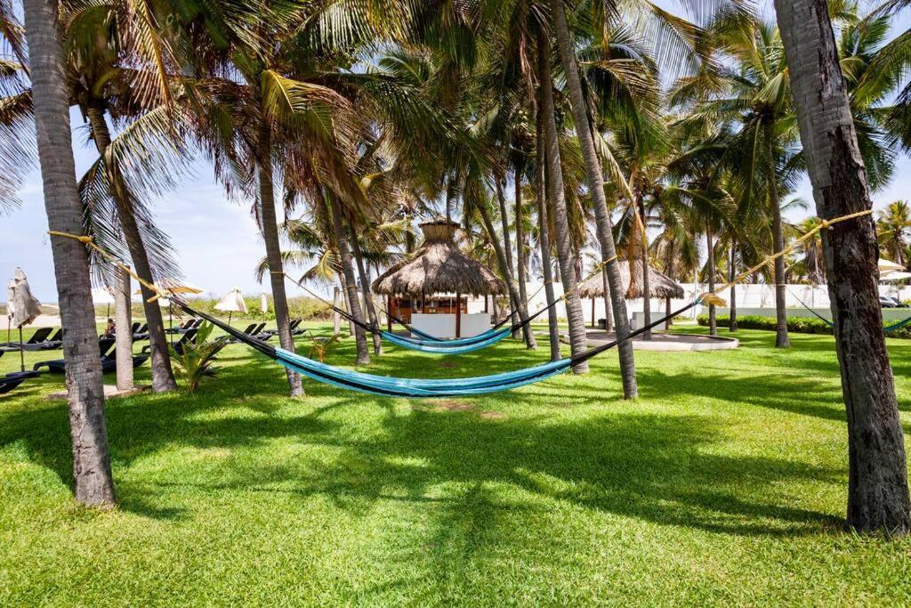 El Descanso Del Guerrero Barra Vieja Екстериор снимка